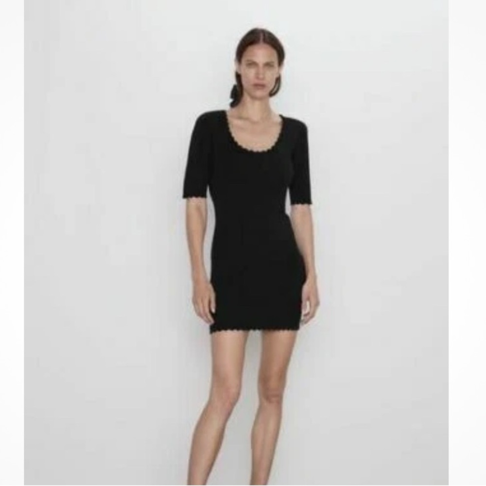 ZARA NWT Black Dress Bodycon Scalloped Trim NWT Size Small